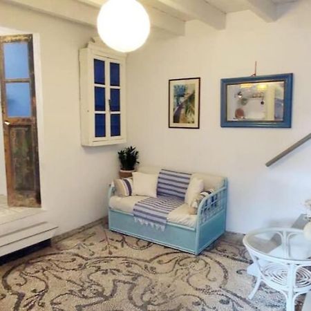 Town House With Rooftop Jacuzzi Rhodes City エクステリア 写真